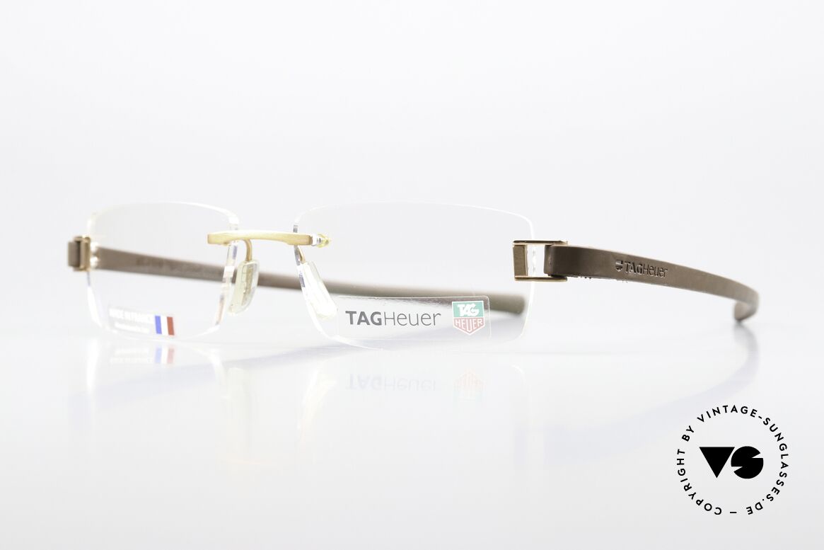 Tag Heuer 7104 Fold Randlose Brille Gummi Bügel, formbare "Racing" Bügel aus Elastomer-Gummi, Passend für Herren Tag Heuer 7104 Fold Randlose Brille Gummi Bügel, formbare "Racing" Bügel aus Elastomer-Gummi, Passend für Herren