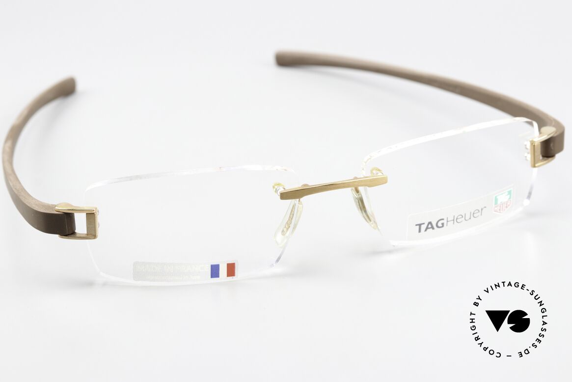 Tag Heuer 7104 Fold Randlose Brille Gummi Bügel, sportlicher und luxuriöser Lifestyle für Männer, Passend für Herren Tag Heuer 7104 Fold Randlose Brille Gummi Bügel, sportlicher und luxuriöser Lifestyle für Männer, Passend für Herren