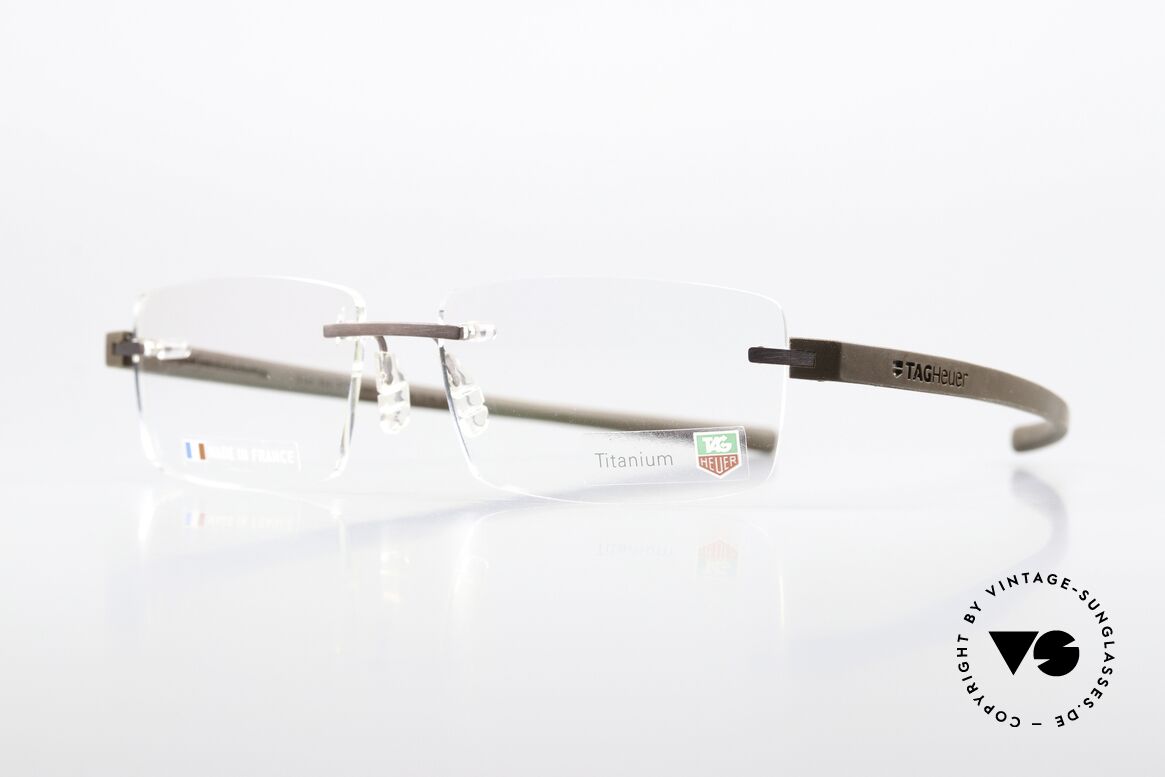 Tag Heuer 3941 Reflex Sportliche Brille Chocolat, Avantgarde "Racing" Bügel aus Elastomer-Gummi, Passend für Herren Tag Heuer 3941 Reflex Sportliche Brille Chocolat, Avantgarde "Racing" Bügel aus Elastomer-Gummi, Passend für Herren