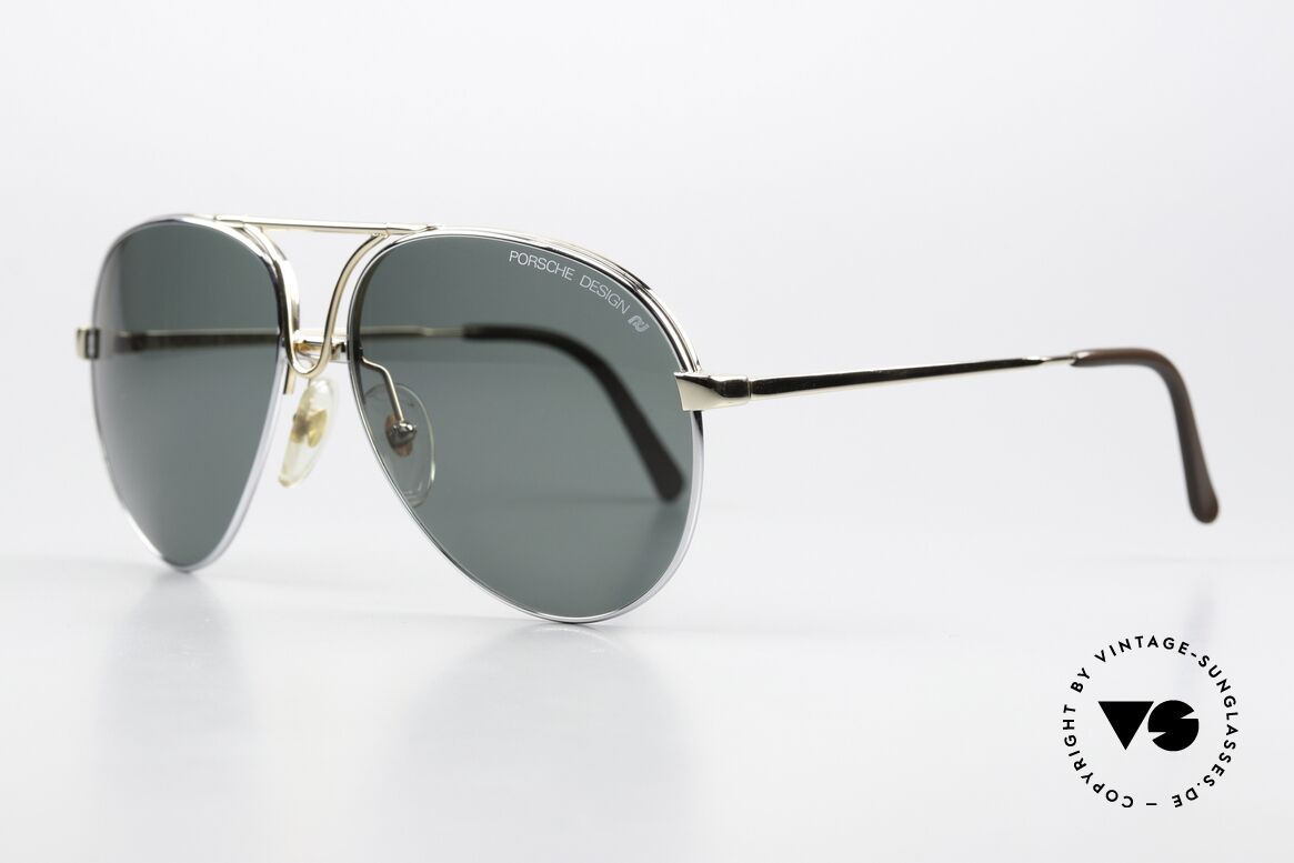 Porsche 5657 90er Brille Mit Wechselfront, 1x gold mit Demos, 1x bicolor mit Sonnengläsern, Passend für Herren und Damen