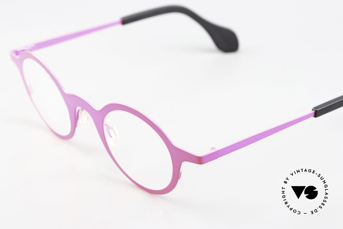 Theo Belgium Mille 24 Neon Pink Brille Eyecatcher, ungetragen; wie alle unsere vintage Theo Brillen, Passend für Herren und Damen