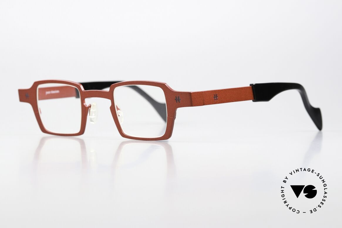 Theo Belgium Sixteen Titaniumbrille Rot Metallic, aufgrund der Farbe eher eine Brille für Damen, Passend für Damen