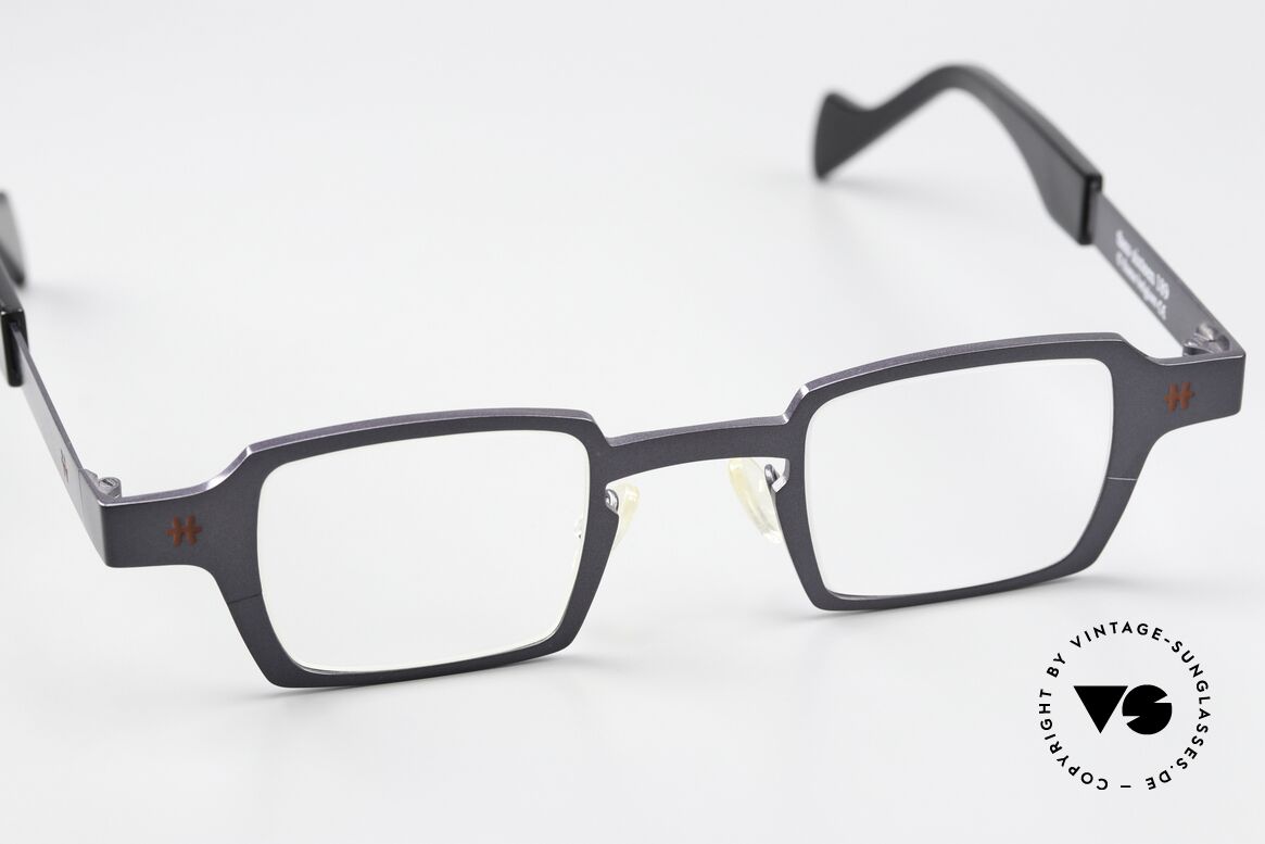 Theo Belgium Sixteen Titaniumbrille Grau Metallic, ungetragenes Modell der Theo 'TEENS' Familie, Passend für Herren und Damen