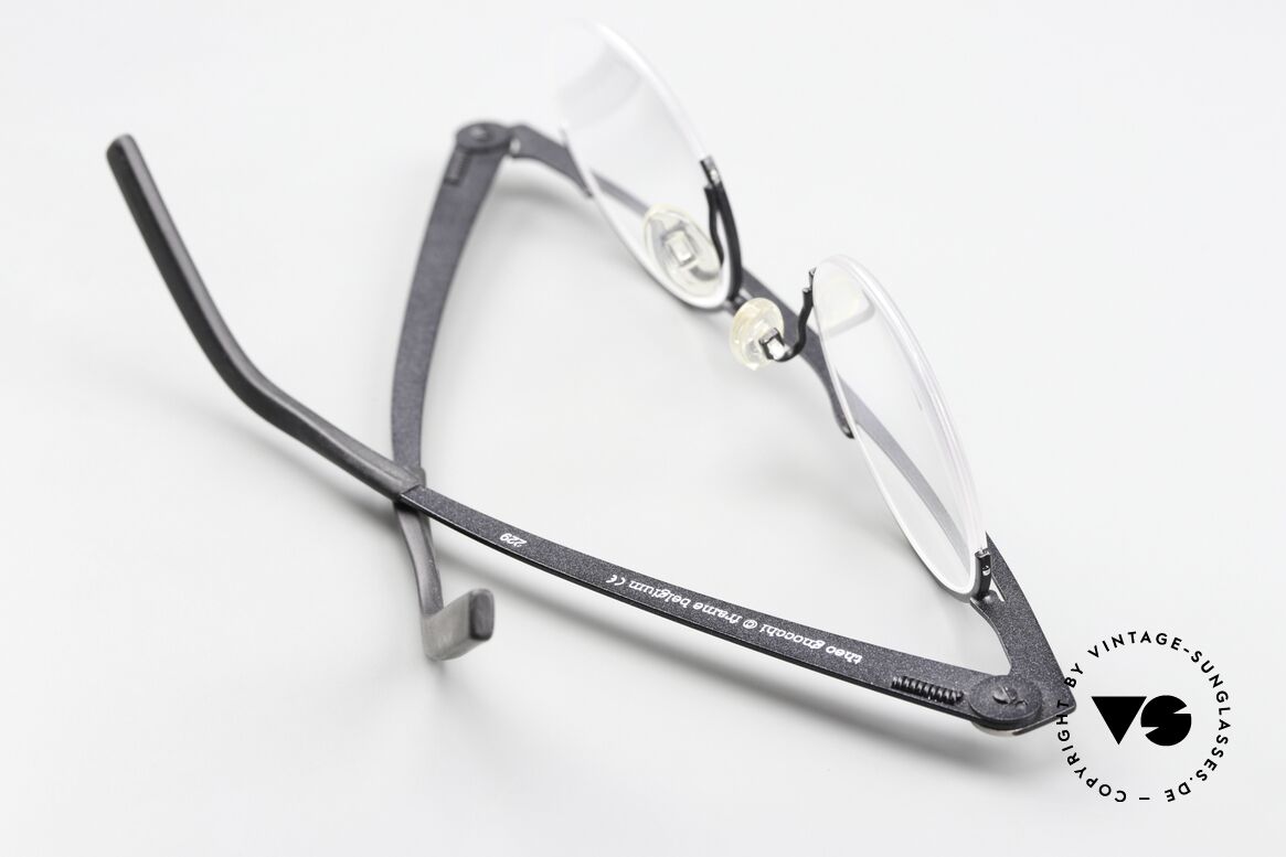 Theo Belgium Gnocchi Balkenbrille Titan Randlos, Glashöhe ist 36mm = somit auch gleitsichtfähig, Passend für Herren und Damen