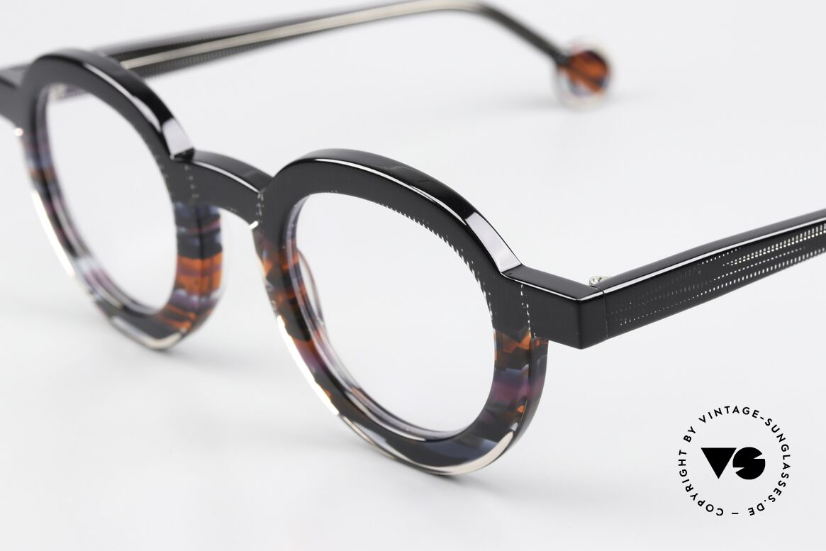 Theo Belgium Ayunan Schwarz Transparent Rot, Avantgarde-Designerbrille in Premium-Qualität, Passend für Herren und Damen