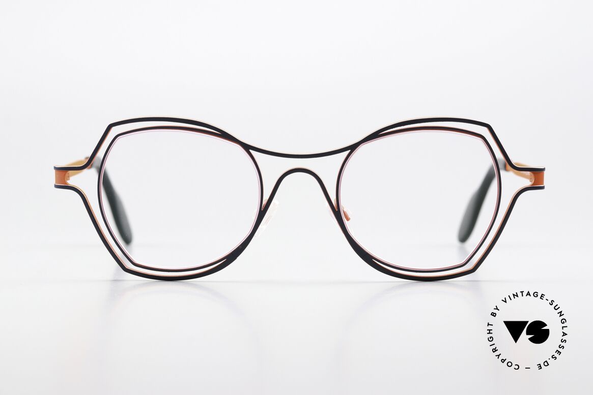 Theo Belgium Daytona Designerbrille Für Damen, Modell Daytona der THEO 'race tracks" Familie, Passend für Damen Theo Belgium Daytona Designerbrille Für Damen, Modell Daytona der THEO 'race tracks" Familie, Passend für Damen