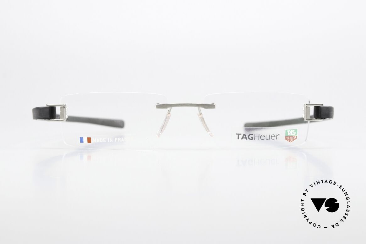 Tag Heuer 7103 Fold Biegsamkeit und Haltbarkeit, eine extrem sportliche Randlosbrille für Herren, Passend für Herren Tag Heuer 7103 Fold Biegsamkeit und Haltbarkeit, eine extrem sportliche Randlosbrille für Herren, Passend für Herren