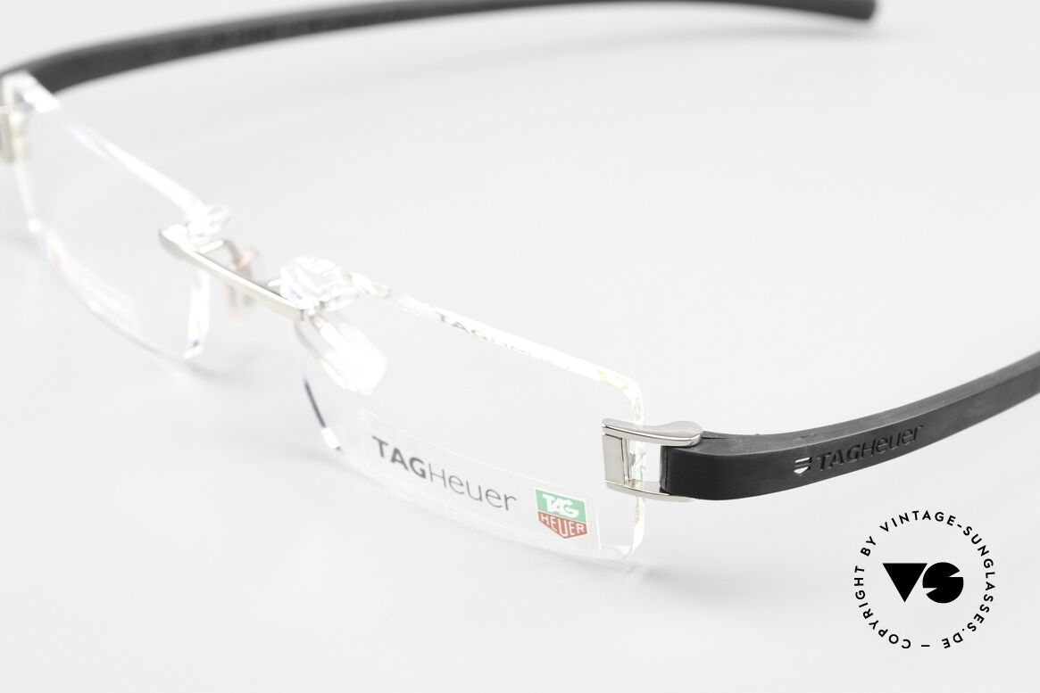 Tag Heuer 7103 Fold Biegsamkeit und Haltbarkeit, idealer Halt (schmiegen sich dem Gesicht an), Passend für Herren Tag Heuer 7103 Fold Biegsamkeit und Haltbarkeit, idealer Halt (schmiegen sich dem Gesicht an), Passend für Herren