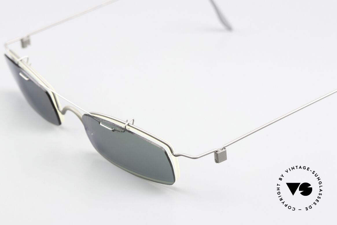 Markus T D15 Titanium Kenner Brille Clip-On, eleganter Rahmen ohne Schrauben, Nieten od. Lötungen, Passend für Herren und Damen Markus T D15 Titanium Kenner Brille Clip-On, eleganter Rahmen ohne Schrauben, Nieten od. Lötungen, Passend für Herren und Damen