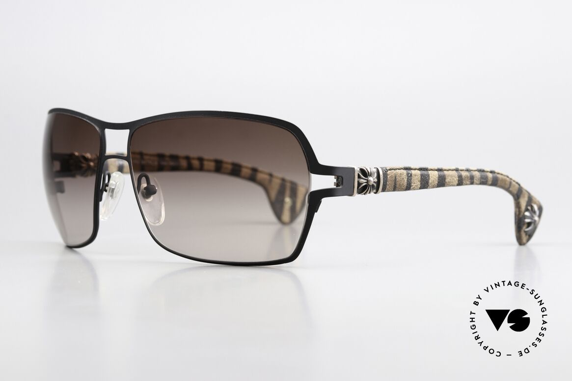 Chrome Hearts Tang II Used Look Zebra Leder Style, orig. Bez.: Matte Black / Distressed Zebra Leather, Passend für Herren und Damen Chrome Hearts Tang II Used Look Zebra Leder Style, orig. Bez.: Matte Black / Distressed Zebra Leather, Passend für Herren und Damen