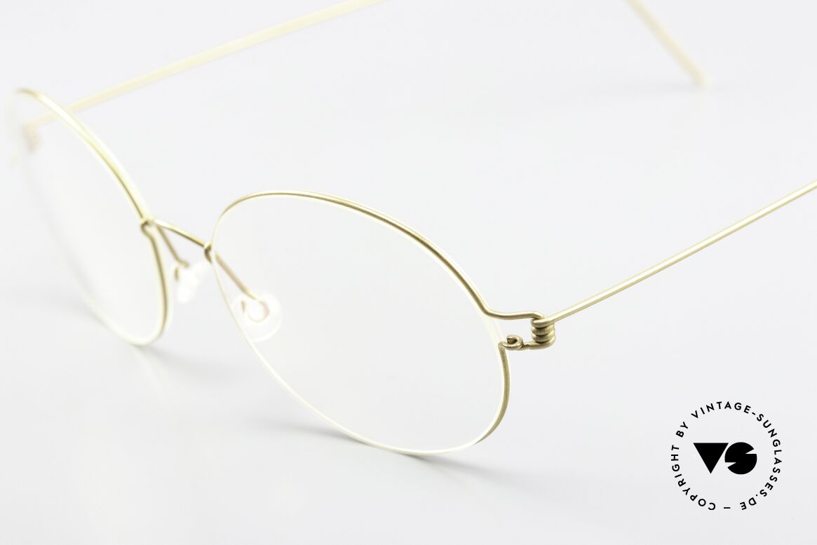 Lindberg Florence Air Titan Rim Brille Rund Oval Gold Unisex, extrem stabile Fassung, flexibel & elastisch, und nur 3g, Passend für Herren und Damen Lindberg Florence Air Titan Rim Brille Rund Oval Gold Unisex, extrem stabile Fassung, flexibel & elastisch, und nur 3g, Passend für Herren und Damen