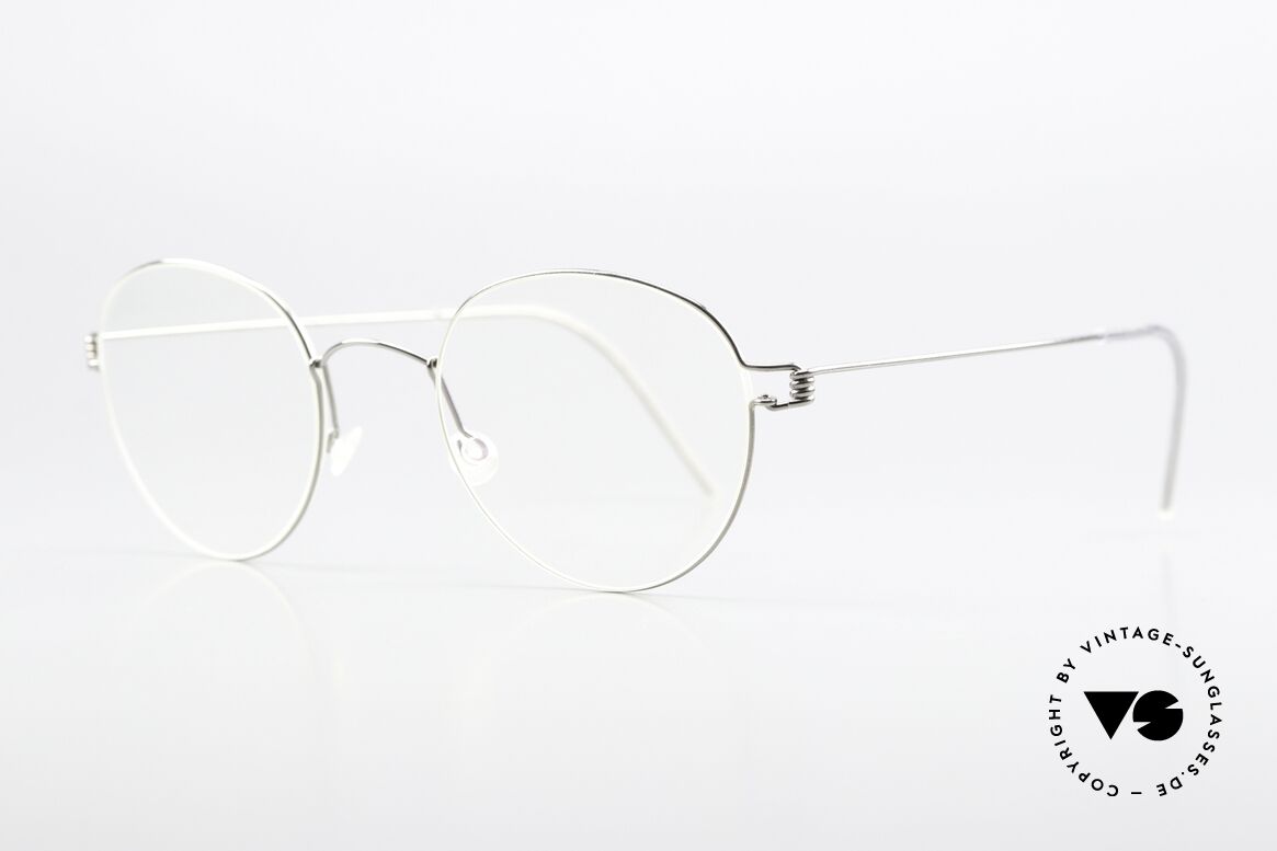 Lindberg Jackie 44 Air Titan Rim Separater Innenrand Glasring, markant veredelte Air Titanium Version; col. P10 silber, Passend für Herren und Damen Lindberg Jackie 44 Air Titan Rim Separater Innenrand Glasring, markant veredelte Air Titanium Version; col. P10 silber, Passend für Herren und Damen