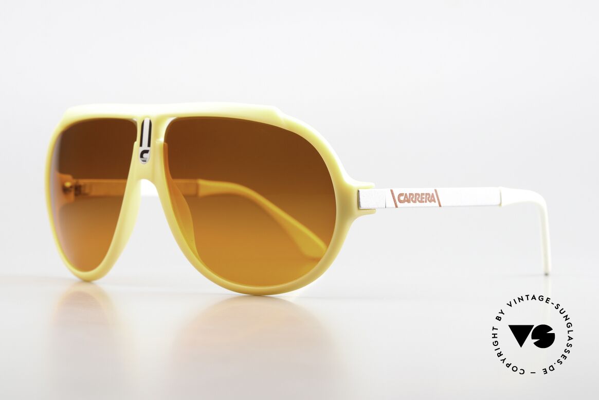 Carrera 5512 2in1 Sonnenbrille Weiss & Braun, Modell 5512 getragen von Don Johnson in MIAMI VICE, Passend für Herren Carrera 5512 2in1 Sonnenbrille Weiss & Braun, Modell 5512 getragen von Don Johnson in MIAMI VICE, Passend für Herren