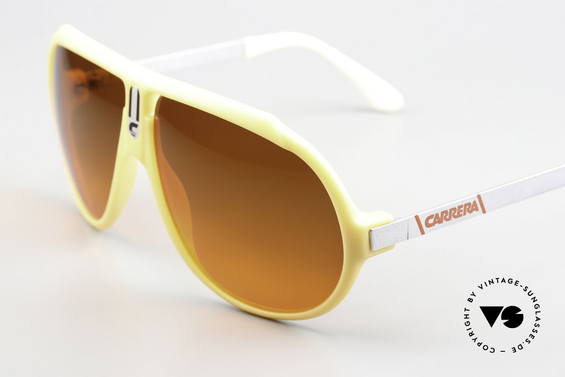 Carrera 5512 2in1 Sonnenbrille Weiss & Braun, absolutes Kultobjekt; weltweit begehrtes Sammlerstück, Passend für Herren Carrera 5512 2in1 Sonnenbrille Weiss & Braun, absolutes Kultobjekt; weltweit begehrtes Sammlerstück, Passend für Herren