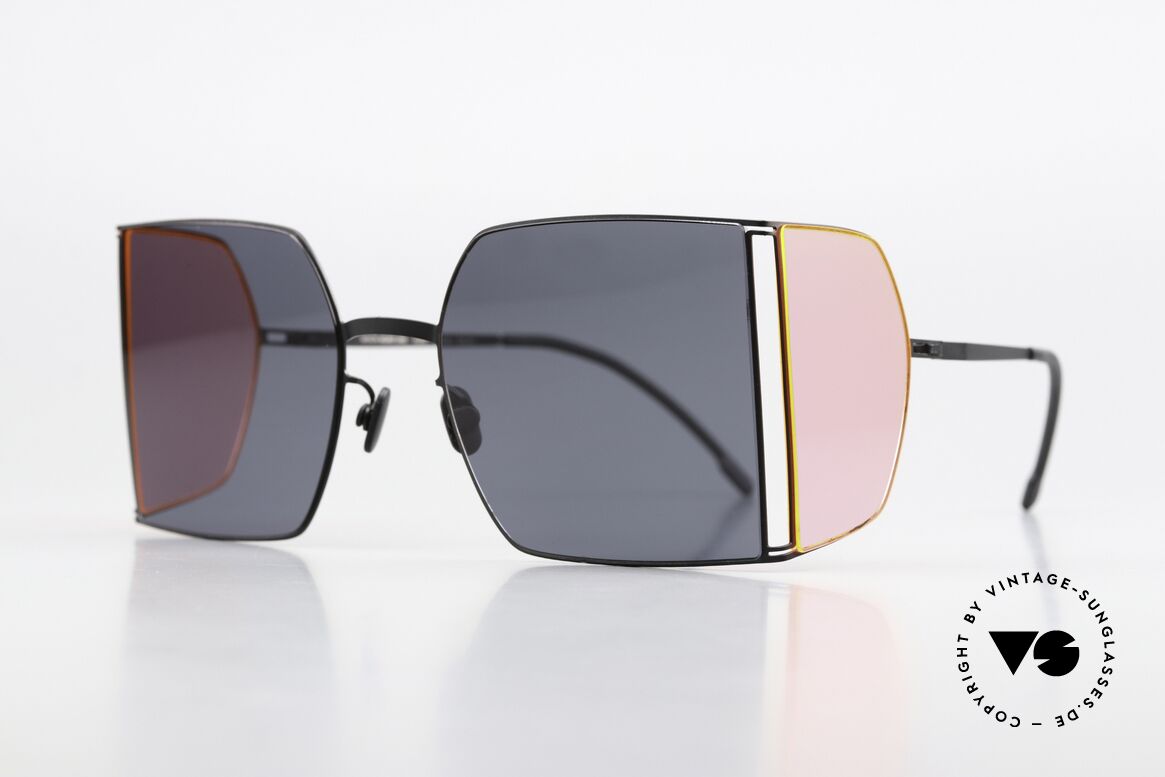 Mykita Helmut Lang HL003 Black Frame With Fluo Pink Sides, eine minimalistisch-avantgardistische Sonnenbrille, Passend für Herren und Damen Mykita Helmut Lang HL003 Black Frame With Fluo Pink Sides, eine minimalistisch-avantgardistische Sonnenbrille, Passend für Herren und Damen