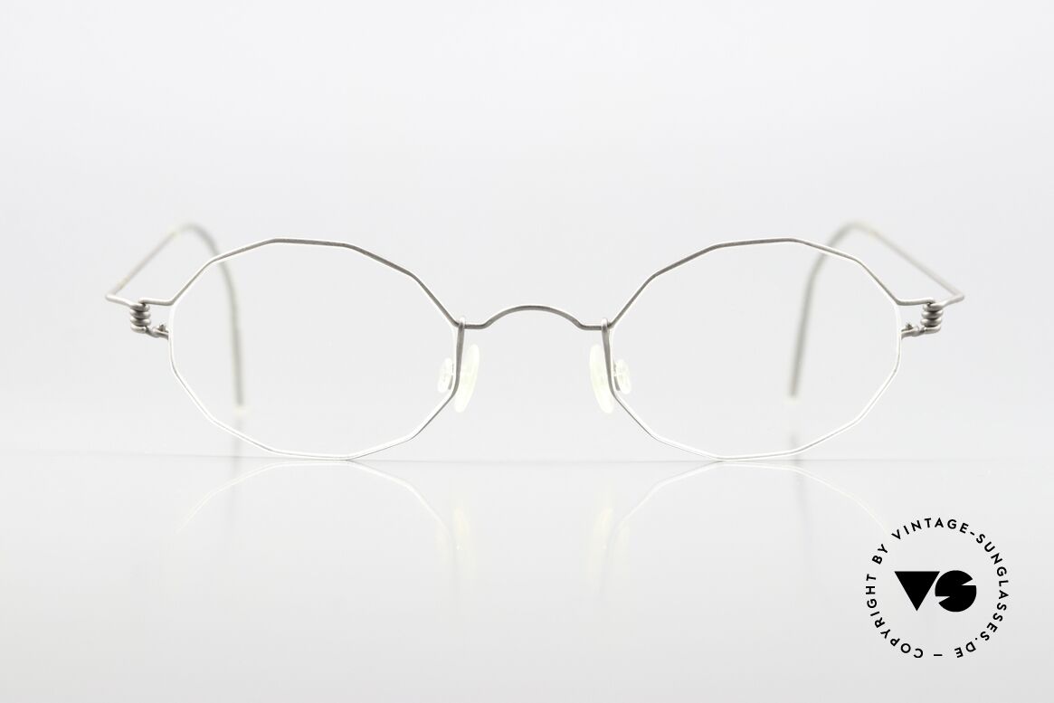Lindberg Zeta Air Titan Rim Ovale Titanium Brille Unisex, Modell ZETA; Größe 42-21 (125mm breit = SMALL size), Passend für Herren und Damen Lindberg Zeta Air Titan Rim Ovale Titanium Brille Unisex, Modell ZETA; Größe 42-21 (125mm breit = SMALL size), Passend für Herren und Damen