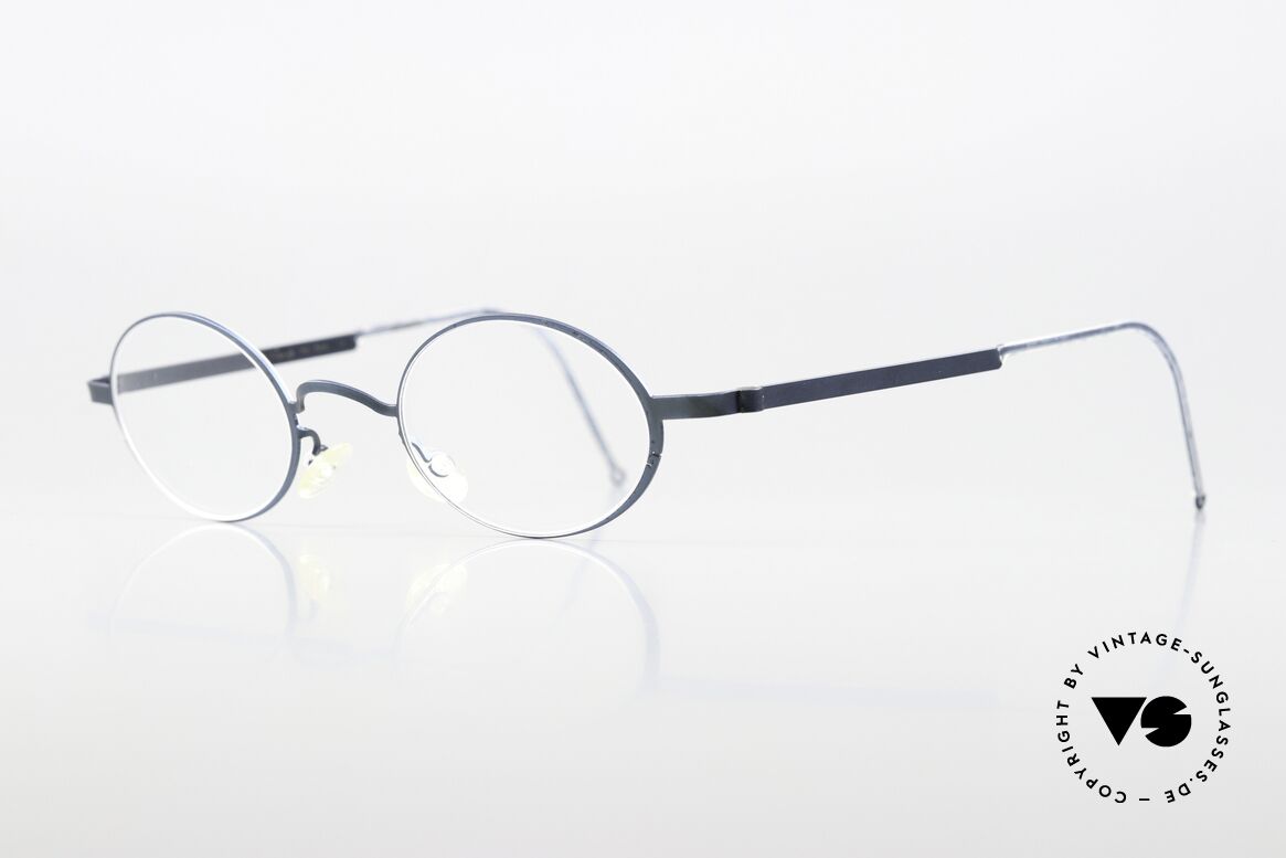 Lindberg 5000 Strip Titan Extra Kleine Brille 41mm Size, vielfach ausgezeichnet hinsichtlich Qualität und Design, Passend für Herren und Damen Lindberg 5000 Strip Titan Extra Kleine Brille 41mm Size, vielfach ausgezeichnet hinsichtlich Qualität und Design, Passend für Herren und Damen