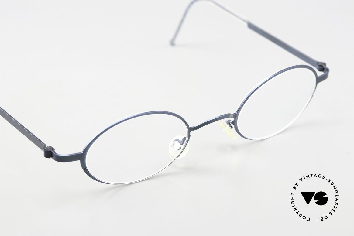 Lindberg 5000 Strip Titan Extra Kleine Brille 41mm Size, extrem stabile Brille, flexibel & elastisch, und nur 9,9g, Passend für Herren und Damen Lindberg 5000 Strip Titan Extra Kleine Brille 41mm Size, extrem stabile Brille, flexibel & elastisch, und nur 9,9g, Passend für Herren und Damen