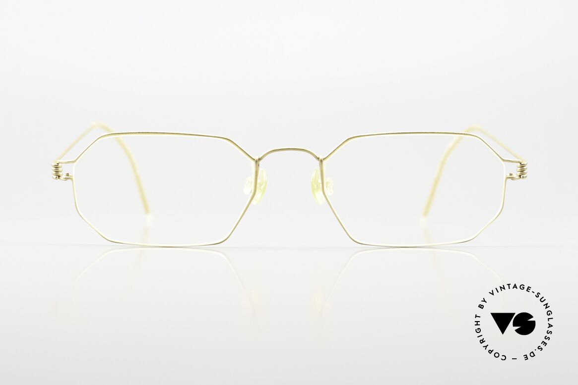 Lindberg Saturn Air Titan Rim Eckige Brille Titan Klassiker, eckiges Modell SATURN in Größe 50-19; Unisex Brille, Passend für Herren und Damen Lindberg Saturn Air Titan Rim Eckige Brille Titan Klassiker, eckiges Modell SATURN in Größe 50-19; Unisex Brille, Passend für Herren und Damen