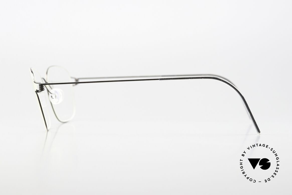 Lindberg Mars 54 Air Titan Rim Titanrahmen Herrenbrille Black, eleganter Rahmen ohne Schrauben, Nieten oder Lötungen, Passend für Herren Lindberg Mars 54 Air Titan Rim Titanrahmen Herrenbrille Black, eleganter Rahmen ohne Schrauben, Nieten oder Lötungen, Passend für Herren