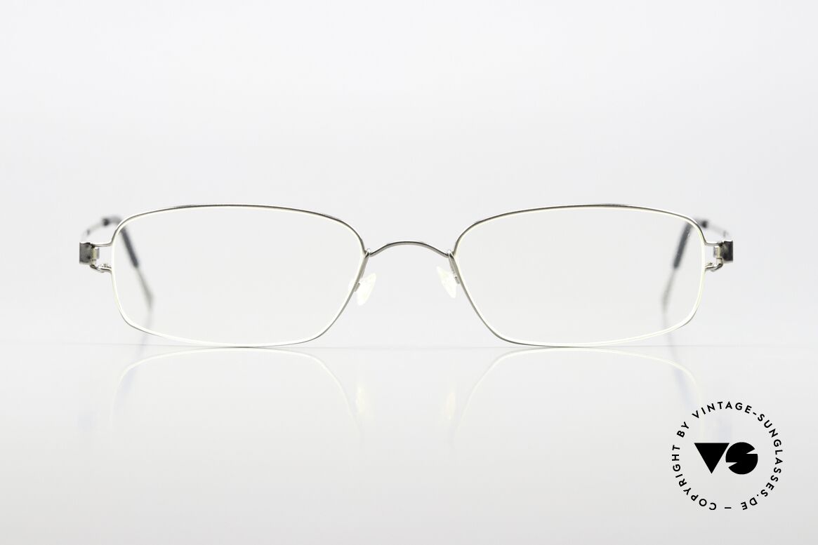 Lindberg 9011 Strip Titanium Lesebrille Damen Und Herren, Titan-Modell 9011, in Größe 50/18, Bügel 145 in silber, Passend für Herren und Damen Lindberg 9011 Strip Titanium Lesebrille Damen Und Herren, Titan-Modell 9011, in Größe 50/18, Bügel 145 in silber, Passend für Herren und Damen
