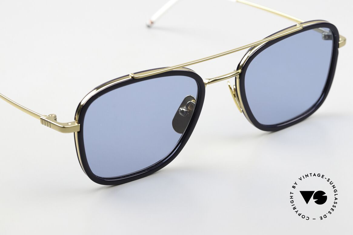 Thom Browne TBS800 Eckige Herrensonnenbrille, ein edles Designer-Accessoire für alle Mode-Liebhaber, Passend für Herren