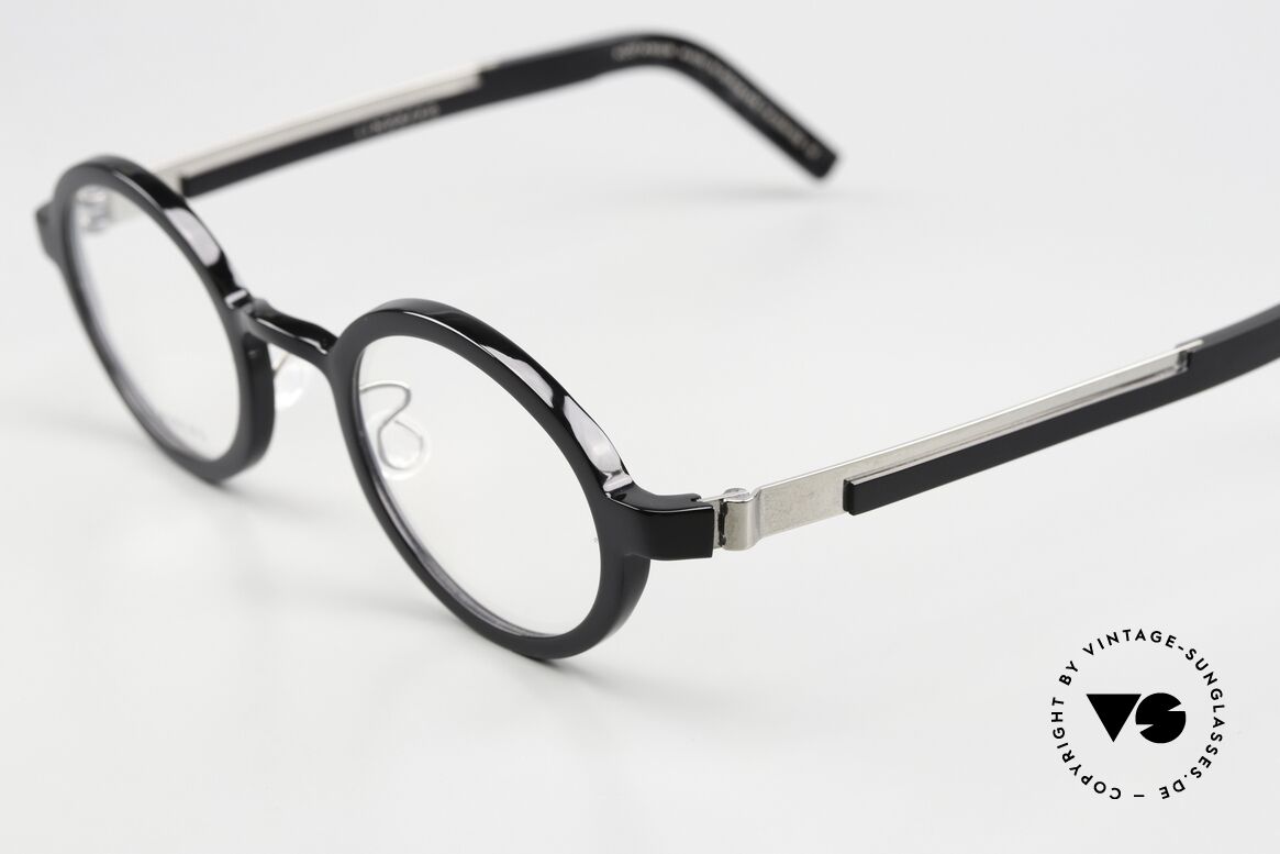 Lindberg 1021 Acetanium Lindberg Brille Zeitlos Rund, vielfach ausgezeichnet hinsichtlich Qualität und Design, Passend für Herren und Damen Lindberg 1021 Acetanium Lindberg Brille Zeitlos Rund, vielfach ausgezeichnet hinsichtlich Qualität und Design, Passend für Herren und Damen