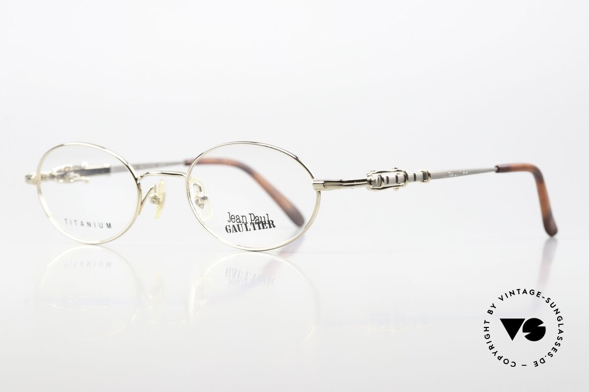 Jean Paul Gaultier 55-0039 Ovale Titanium Brille 1996, typisch Gaultier: Alltagsgegenstände als Design-Details, Passend für Herren und Damen Jean Paul Gaultier 55-0039 Ovale Titanium Brille 1996, typisch Gaultier: Alltagsgegenstände als Design-Details, Passend für Herren und Damen