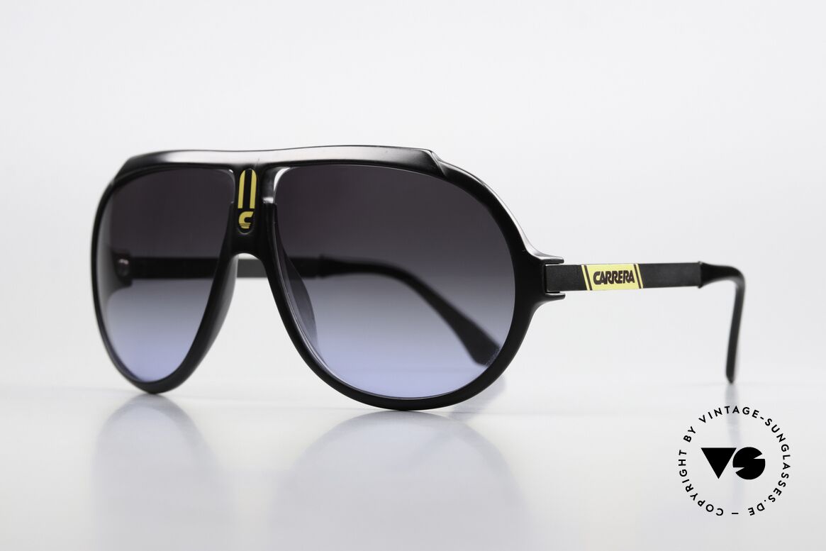 Carrera 5512 2in1 Sonnenbrille Schwarz Grün, Modell 5512 getragen von Don Johnson in MIAMI VICE, Passend für Herren Carrera 5512 2in1 Sonnenbrille Schwarz Grün, Modell 5512 getragen von Don Johnson in MIAMI VICE, Passend für Herren