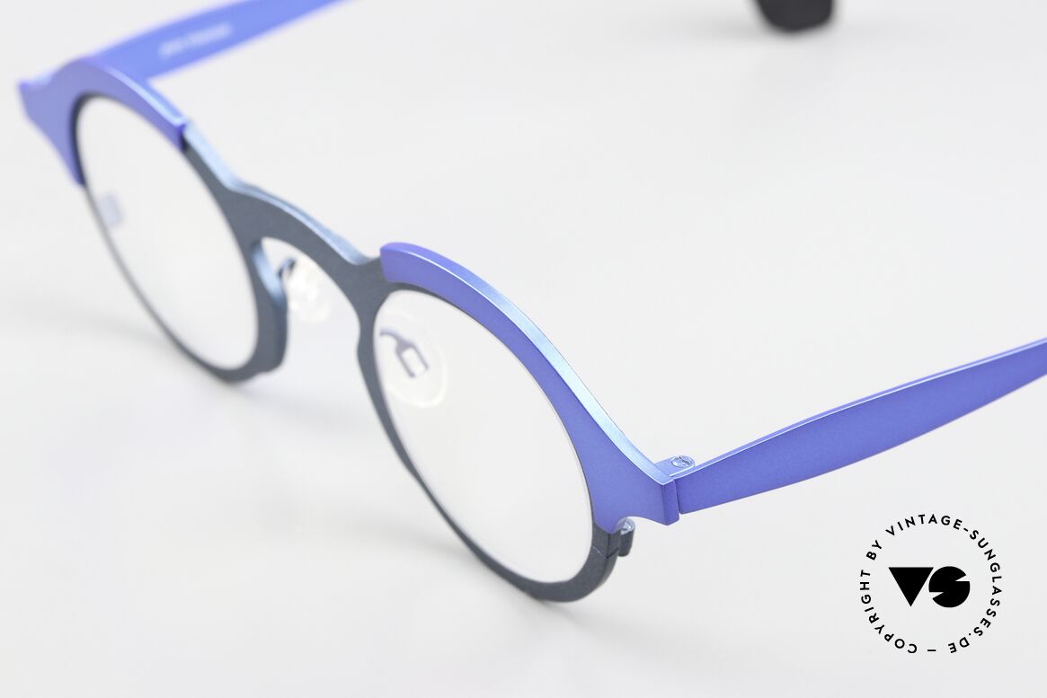 Theo Belgium Mille 71 Metallbrille Bicolor Blau Titan, ungetragen; wie alle unsere vintage Theo Brillen, Passend für Herren und Damen Theo Belgium Mille 71 Metallbrille Bicolor Blau Titan, ungetragen; wie alle unsere vintage Theo Brillen, Passend für Herren und Damen