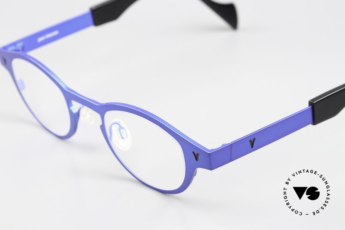 Theo Belgium Seventeen Damen & Herren Titanbrille, Pure Titanium Rahmen (absolute Top-Qualität), Passend für Herren und Damen Theo Belgium Seventeen Damen & Herren Titanbrille, Pure Titanium Rahmen (absolute Top-Qualität), Passend für Herren und Damen