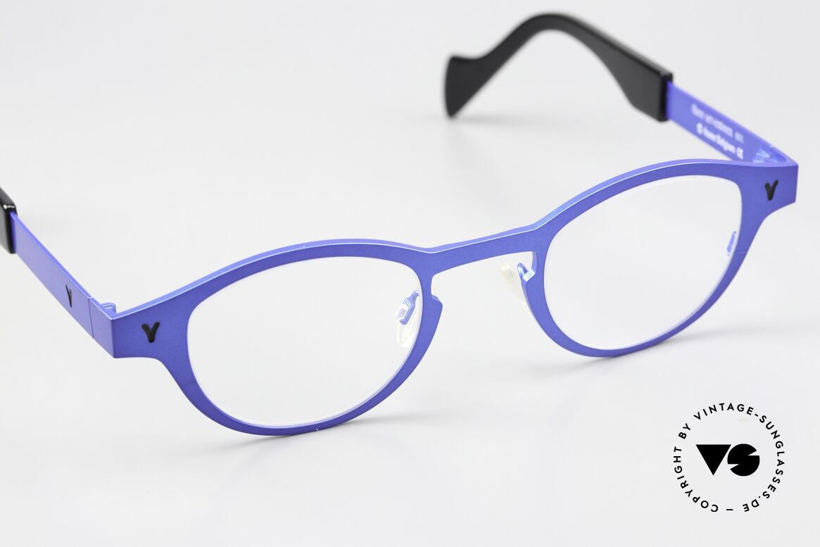 Theo Belgium Seventeen Damen & Herren Titanbrille, ungetragen; wie alle unsere vintage Theo Brillen, Passend für Herren und Damen Theo Belgium Seventeen Damen & Herren Titanbrille, ungetragen; wie alle unsere vintage Theo Brillen, Passend für Herren und Damen
