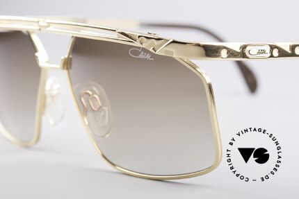 Cazal 966 Markante 90er Designer Brille, tolle Metallarbeiten mit dezentem Rahmenmuster, Passend für Herren