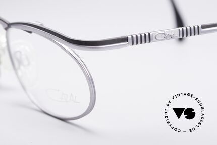 Cazal 771 90er Original KEINE Retrobrille, enorm hochwertige Lackierung in teflon-schwarz, Passend für Herren und Damen