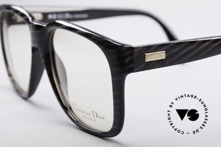 Christian Dior 2295 80er Designerbrille, zudem sehr elegante Kolorierung in horn-schwarz, Passend für Herren