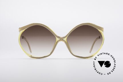Christian Dior 2085 70er Sonnenbrille, schwungvoller Rahmen in dezentem Beige-Ton, Passend für Damen