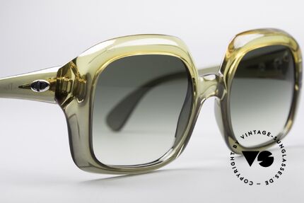 Christian Dior 1206 70er Vintage Brille, das Modell scheint nicht zu altern und glänzt wie neu, Passend für Damen