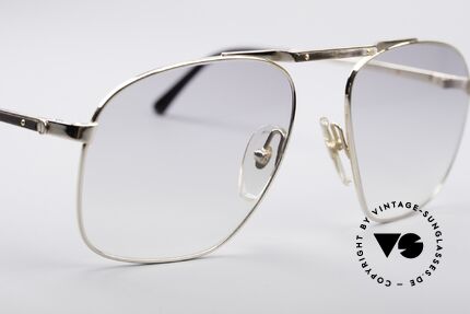 Dunhill 6046 80er Brille Horn-Applikationen, mit ganz leicht getönten Gläsern; daher vielseitig tragbar, Passend für Herren Dunhill 6046 80er Brille Horn-Applikationen, mit ganz leicht getönten Gläsern; daher vielseitig tragbar, Passend für Herren