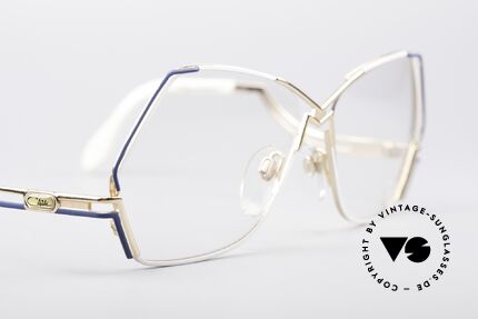 Cazal 226 West Germany Vintage Brille, ungetragen (wie alle unsere CAZAL vintage Brillen), Passend für Damen