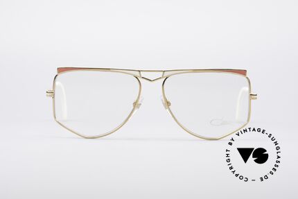 Cazal 227 Echt 80er Vintage Brille, perfekt abgestimmte Rahmengestaltung (typisch 80er), Passend für Damen