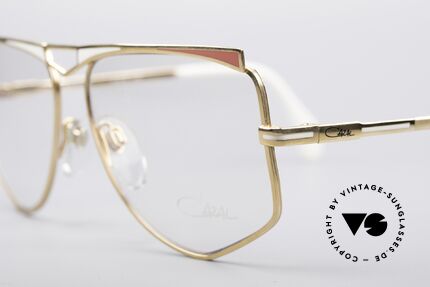 Cazal 227 Echt 80er Vintage Brille, ungetragen (wie alle unsere Cazal vintage ORIGINALE, Passend für Damen