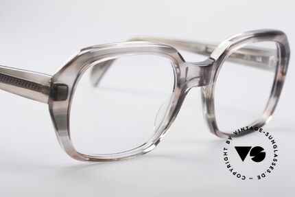 Metzler 4320 Sehr Große 70er Herrenbrille, typische eigenwillige Farbgebung für die damalige Zeit, Passend für Herren