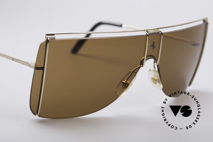 Ferrari F20 90er Sport Sonnenbrille, feinste Qualität und Materialien aus Italien, Passend für Herren