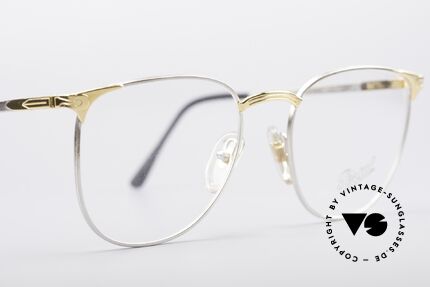 Persol Alya Ratti Gold Plated Titanium, KEINE Retrobrille, ein ca. 30 Jahre altes ORIGINAL, Passend für Herren Persol Alya Ratti Gold Plated Titanium, KEINE Retrobrille, ein ca. 30 Jahre altes ORIGINAL, Passend für Herren