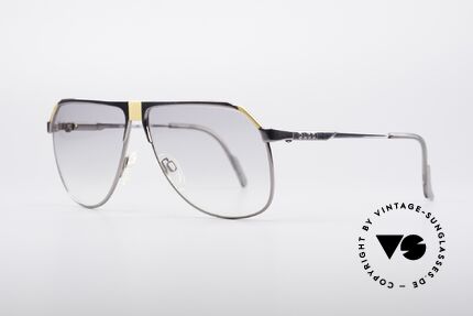Gucci 1201 80er Luxus Designerbrille, Gucci's Pilotenbrillendesign mit Federscharnieren, Passend für Herren