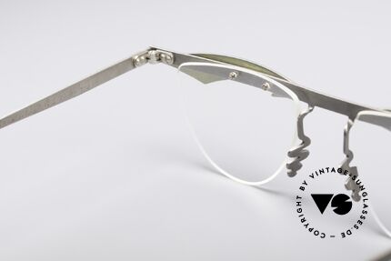 Theo Belgium Tita II A3 90er Fassung, sozusagen: vintage Brillenfassung mit Symbol-Charakter, Passend für Herren