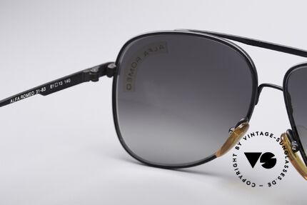 Alfa Romeo 31-83 Alfisti Sonnenbrille, ungetragen (wie alle unsere Alfa Romeo Sonnenbrillen), Passend für Herren