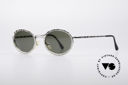Moschino MM224 Love & Peace Sonnenbrille, Rahmengravuren mit Herz Symbolen; Love & Peace, Passend für Damen