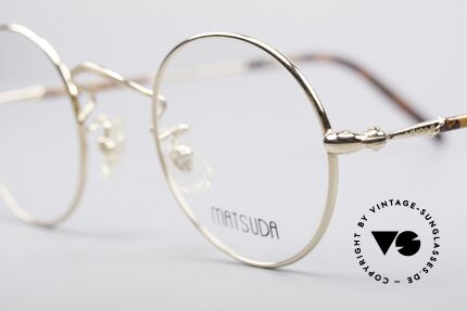 Matsuda 2672 Runde 90er Designer Brille, äußerst aufwändige Design-Elemente zieren den Rahmen, Passend für Herren und Damen