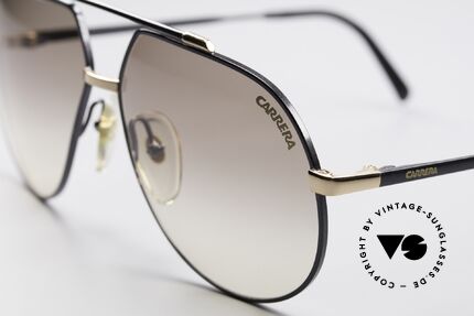 Carrera 5369 90er Herren Sonnenbrille, schwarz-gold lackiert mit Gläser in braun-Verlauf, Passend für Herren